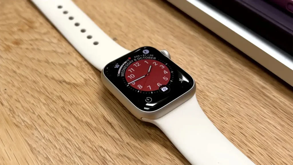 Design and Display - best apple watch