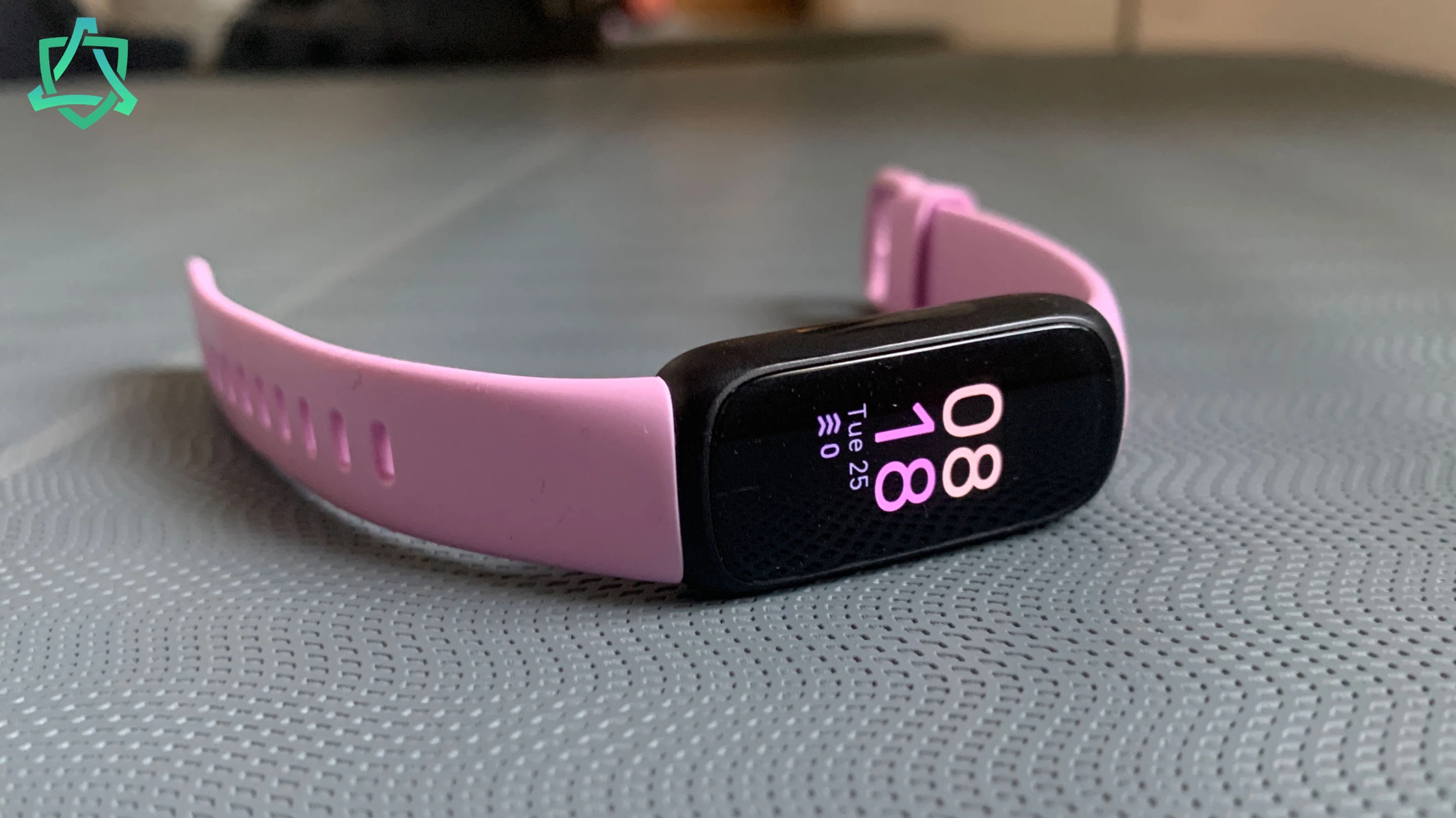 Fitbit Inspire 3 - Fitness Tracker with best battery life