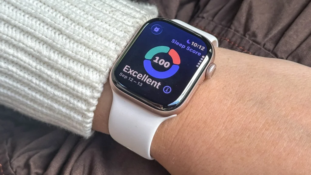 WatchOS 26 Software and Smart Features - best apple watch